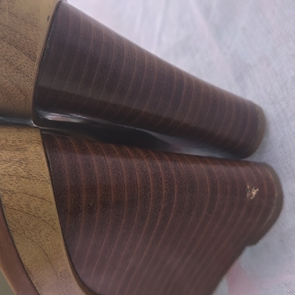 Michael Kors Sandals - Picture 6 of 10